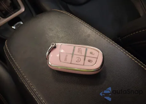 2016 Jeep Cherokee Limited z USA, uszkodzony, nr VIN 1C4PJMDS9GW231579